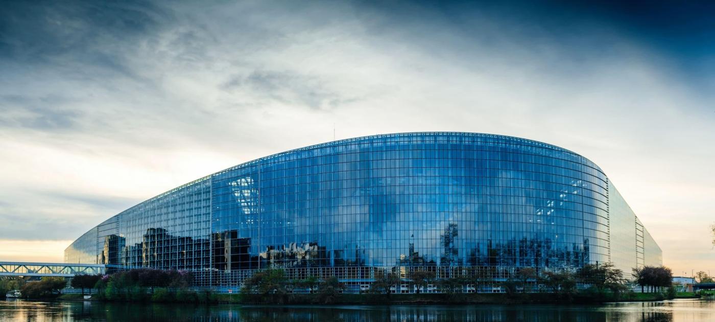 Droit européen parlement Strasbourg commission européenne